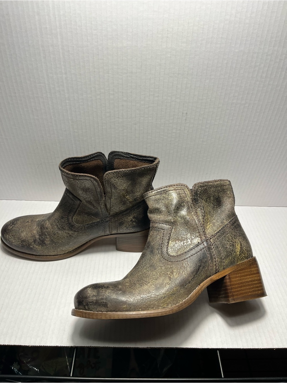 Diba True Walnut Grove Distressed Leather Western Ankle Boot Charcoal Grey Sz7